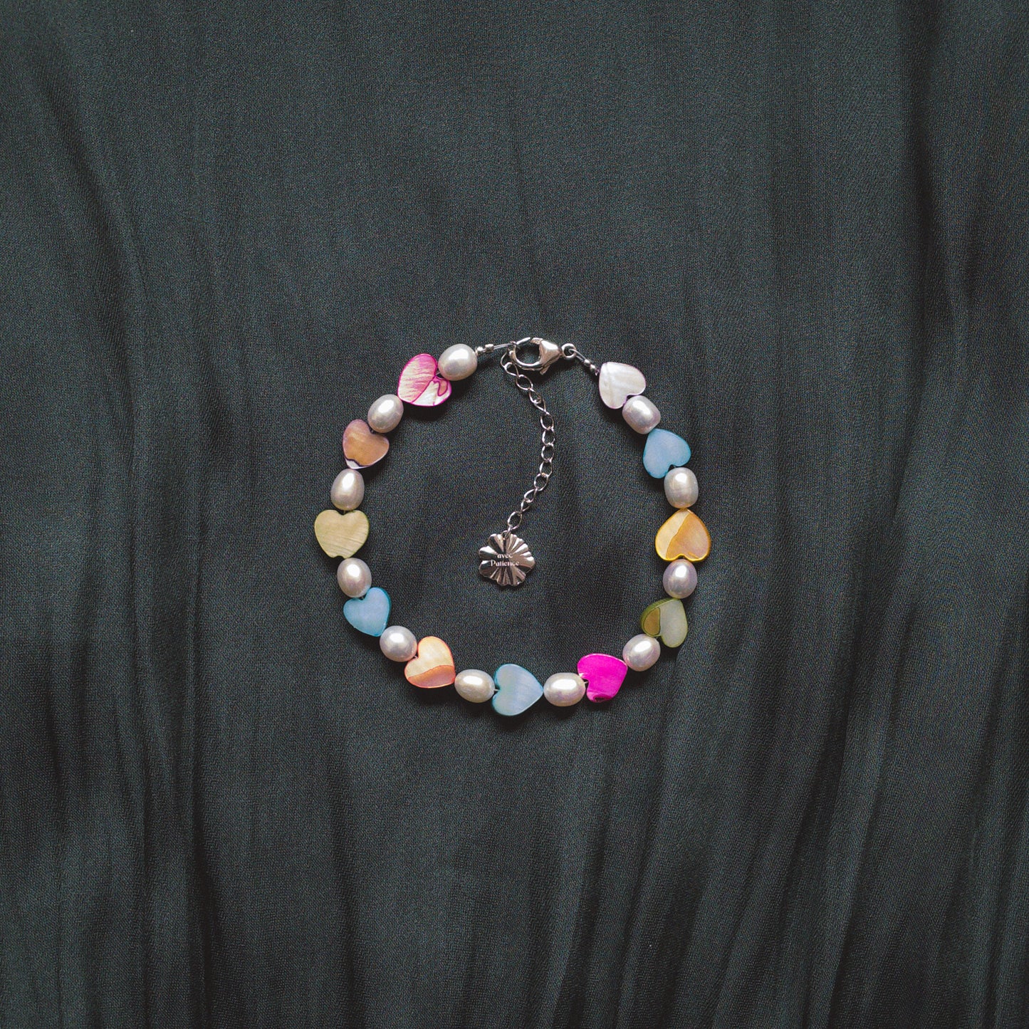 Grade AAA freshwater pearl bracelet and multi-colored pearly hearts