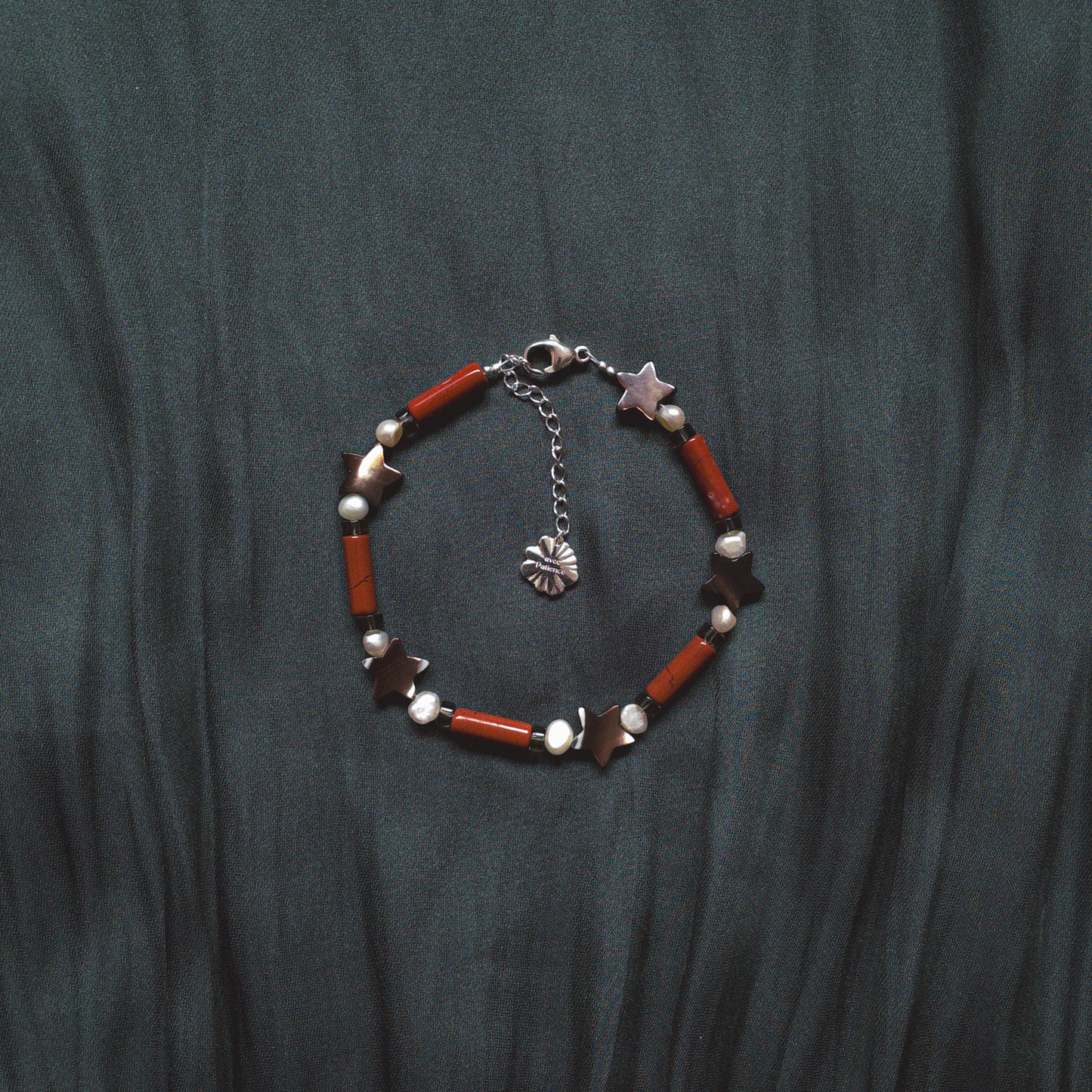 Bracelet with pearly stars and terracotta jasper tube beads